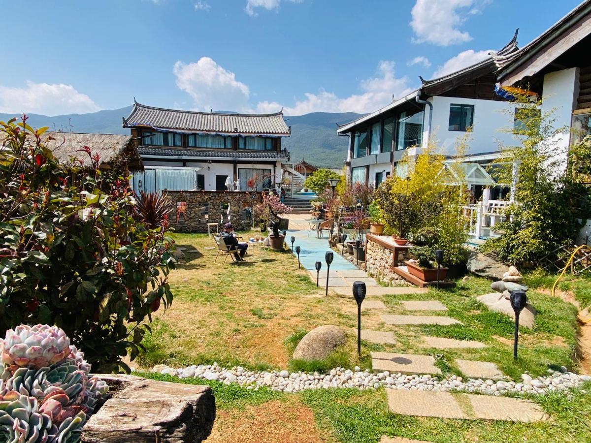 Yu Long Baisha p 宿 客栈 Lijiang  Exterior foto